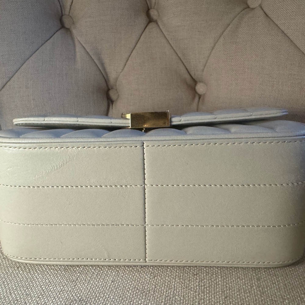 Saint Laurent YSL Small Vicky Chain Bag - Picture 12 of 13